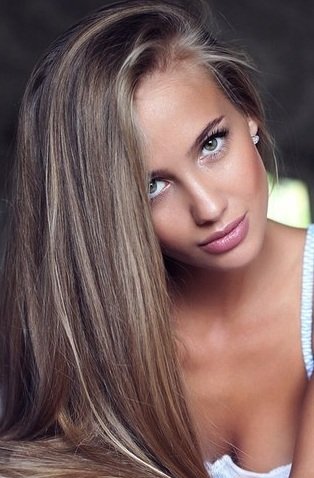 Я симпатичная девушка, которая не прочь повеселиться с культурным мужчиной в е Я симпатичная девушка, которая не прочь повеселиться с культурным мужчиной в е